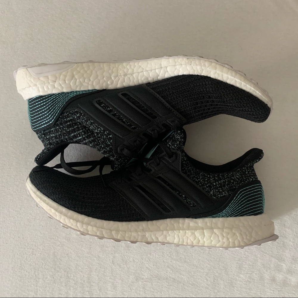 Adidas Ultraboost Parley Size 9